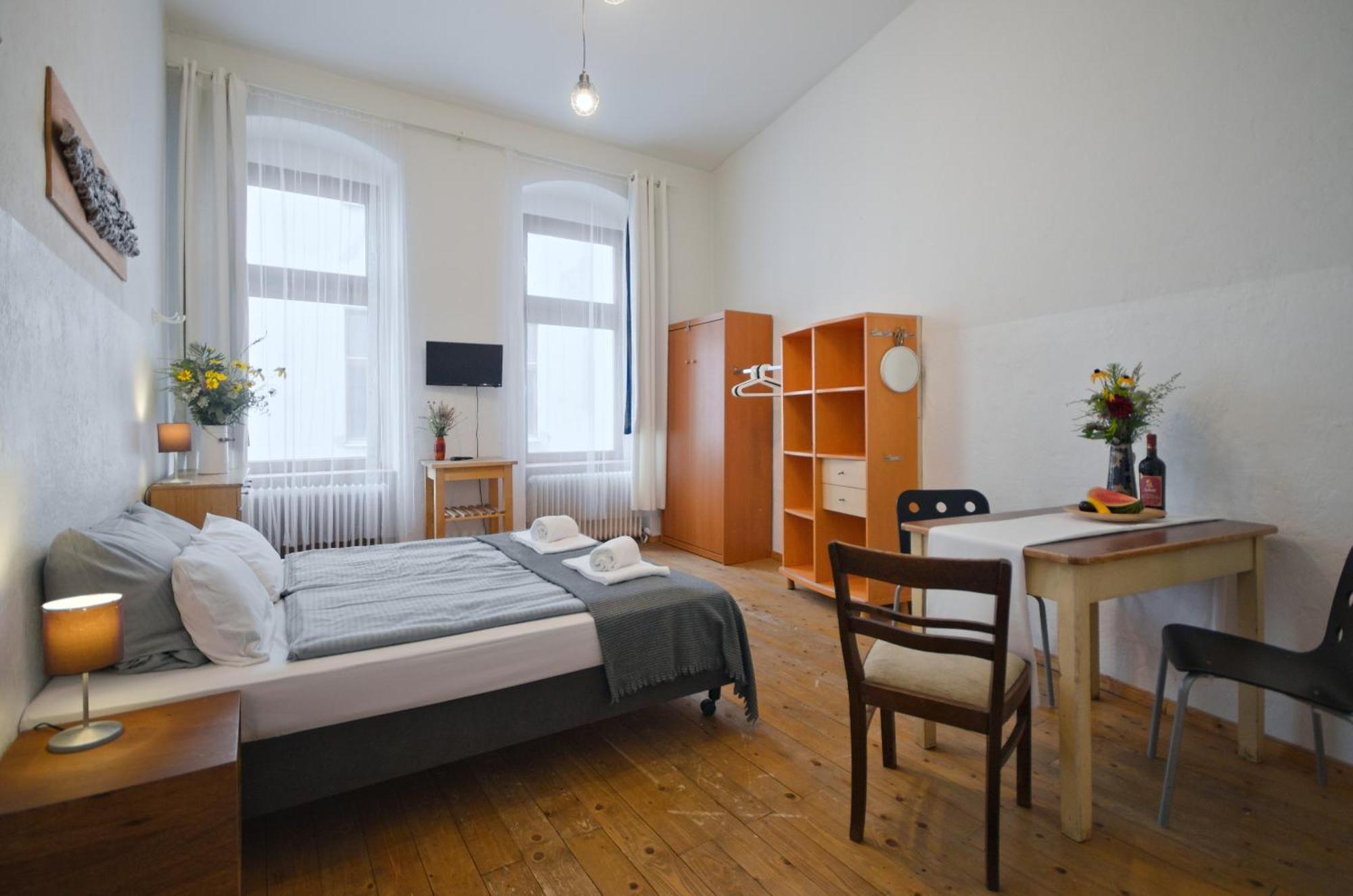 Courtyard Apartment Берлин Экстерьер фото